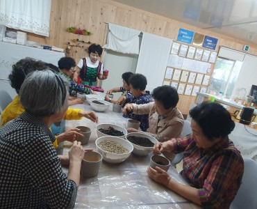 자연과 함께하는 몸과 마음의 휴식, 강진면 '애플트리 힐링팜' 치유농장 프로그램 마무리하며 이미지